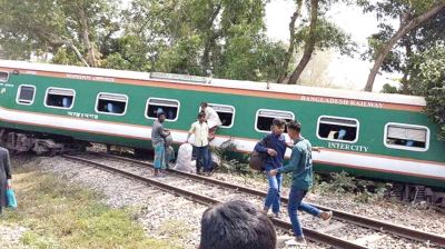 ঈদযাত্রা নিরাপদ করতে রেললাইনে থাকবে পাহারা ও টহল