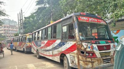 জবি শিক্ষার্থীকে হেনস্তার অভিযোগ, ভিক্টর ক্লাসিকের ১২ বাস আটক