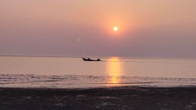 অনিন্দ্যসুন্দর চর কুকরি-মুকরি ও তারুয়া সমুদ্রসৈকত