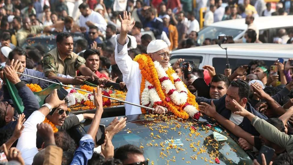 ১৭ বছর পর কারামুক্ত হলেন বাবর